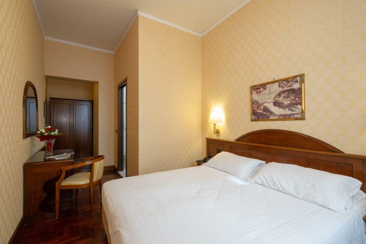 Hotel Boccaccio Firenze Bagian luar foto